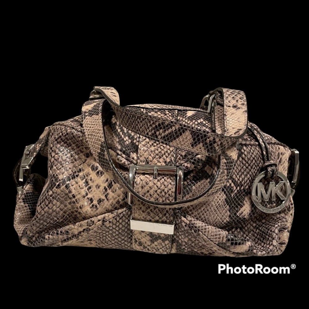 Michale Kors handbag